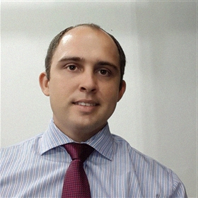 Paulo E.