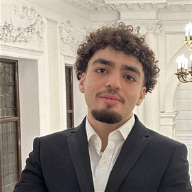 Ali